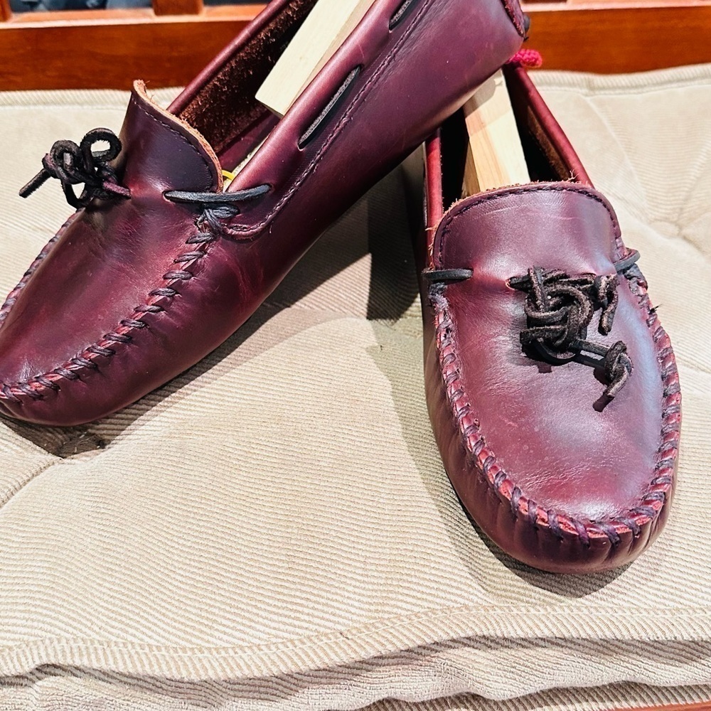 Winnetonka Leather Driving Moccasins. - Picture 8 of 14